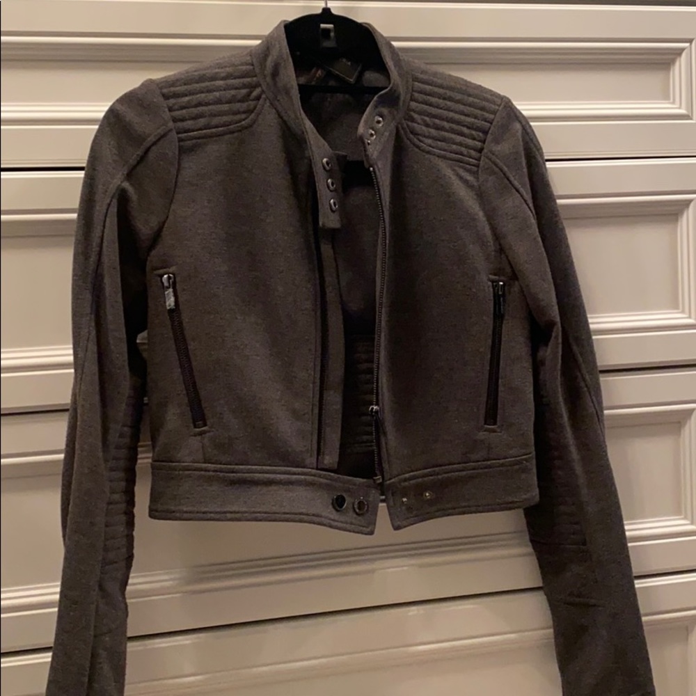 BCBG MAX AZRIA cropped jacket